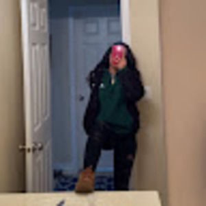 Meet your Posher, Yanitza